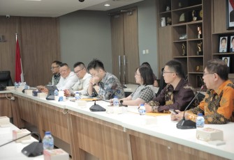 Wamen Diana Paparkan Peluang Kerja Sama ke Delegasi Nantong dan KJRI Shanghai