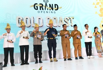 Gubernur Ansar Dampingi Menko AHY Resmikan Gold Coast International Ferry Terminal Bengkong Batam