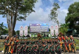 Danrem 121/Alambhana Wanawwai (Abw), Brigjen TNI Purnomosidi, S.I.P., M.A.P., M.Han, melakukan kunjungan kerja ke Komando Taktis (Kotis) di Nanga Badau, Kecamatan Badau, Kabupaten Kapuas hulu, Sabtu (15/2/2025)
