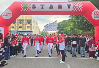 Dandim 0315/Tanjungpinang Hadiri Pelepasan Gerak Jalan 17 KM Peringatan HUT RI ke-80 Kota Tanjungpinang