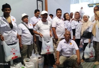 PAC Gerindra Cepu Berbagi Takjil dan Gelar Buka Bersama 