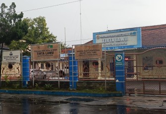 Kantor PUDAM Tirta Lawu, di Komplek Perkantoran Cangakan, Kabupaten Karanganyar