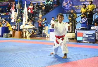 430 Atlet Karate Nasional Berlaga di GOR Sasana Kartika