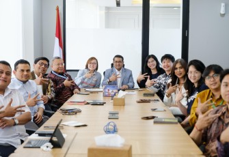 Menteri Ekonomi Kreatif/Kepala Badan Ekonomi Kreatif (Menekraf/Kabekraf), Teuku Riefky Harsya Bahas Pengembangan Industri Gim Lokal Bersama AGATE Indonesia