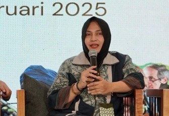 Deputi Pengembangan Talenta dan Daya Saing Koperasi Kemenkop Destry Anna Sari
