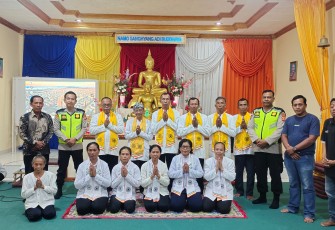 Polsek Belitang II Amankan Jalannya Perayaan Hari Raya Waisak 2569 TB/2025