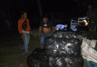 Penyelundupan 19 Karung Balpres Ilegal saat digagalkan prajurit TNI AL