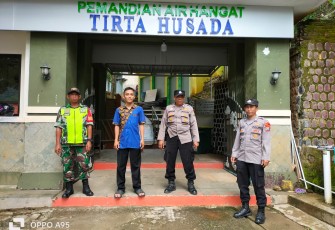 Babinsa Jajaran Kodim 0801/Pacitan Terjun Lapangan Pantau Pengamanan Arus Mudik Lebaran 2025
