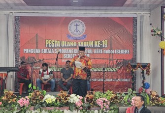 Wakil Gubernur Kepulauan Riau Nyanyang Haris Pratamura menghadiri perayaan ulang tahun ke-19 Punguan Siraja Simorangkir Kota Batam yang digelar meriah pada Minggu (25/5) 