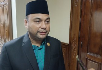 Abdul Halim, Ketua Komisi D DPRD Jatim 
