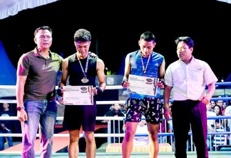 Prajurit Lanud Sjamsudin Noor. Prada Nelky Lian Mamma, Ta Pamfik Unitpaspom Satpom Lanud Sjamsudin Noor, sukses meraih Medali Emas pada Kejuaraan Tinju Maeraung Fight Tournament Volume III Tahun 2026