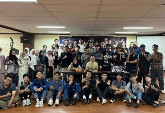 AI Connect Offline Series bertajuk “Build Faster, Work Global AI Tools for Remote Income” di Telkom AI Center Padang