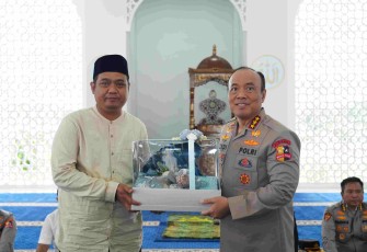 Kepala Desa Cibinong Bogor Herry Mulyadi