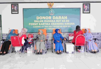 Donor darah HUT Persit Kartika Chandra Kirana Ke 80 