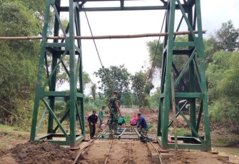 Pembangunan jembatan perintis di wilayah Ponorogo 