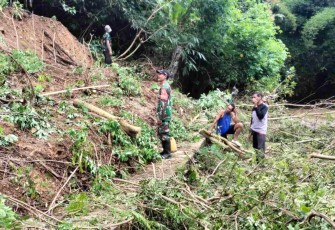 Talud di wilayah desa binaan longsor 