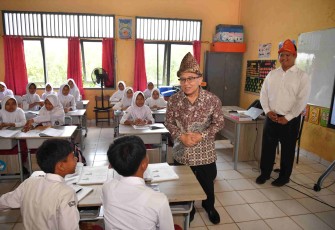 Wamendikdasmen Atip Latipulhayat