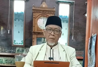 Abi Huda pengasuh Titian Keluarga Sakinah, Majelis Az-Zikra, Depok