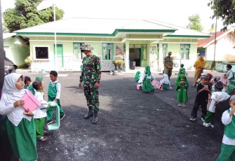 Edukasi Lingkungan Satuan TNI