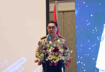 Kabid Humas Polda Jatim Kombes Pol Jules Abraham Abast