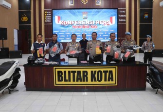 Konferensi pers Polres Blitar Kota