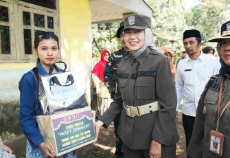 Bupati Lumajang Ir Hj Indah Amperawati