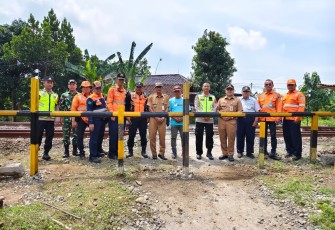 Demi Keselamatan, Para Pihak Sepakat Tutup Perlintasan KM 98+2/3 antara Stasiun Pekalongan - Sragi
