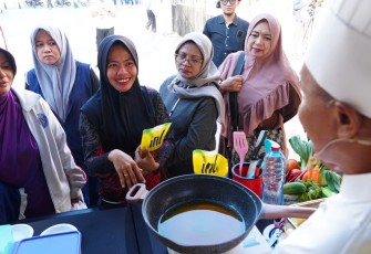 Holding Perkebunan Nusantara Perluas Akses Minyak Goreng Terjangkau, 600 Kemasan Ludes dalam Sejam di Bazar PT INL