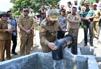 Bupati Samosir Resmikan Pompa Air Tenaga Surya Rp 2,6 Miliar di Onan Runggu