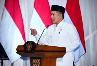 Menkop Ferry Juliantono