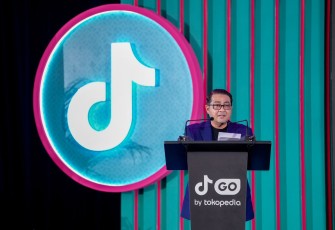 Menteri Ekraf Teuku Riefky Harsya