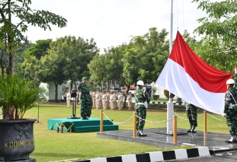 Upacara bendera prajurit Kodim Ponorogo