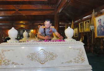 Kapolri Jenderal Listyo Sigit Prabowo kembali berziarah ke makam mantan Pemimpin Bangsa Indonesia