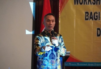 Kepala BSDK MA, Dr. Syamsul Arief dalam Workshop Jurnalistik bagi para redaktur portal berita online di lingkungan Mahkamah Agung RI
