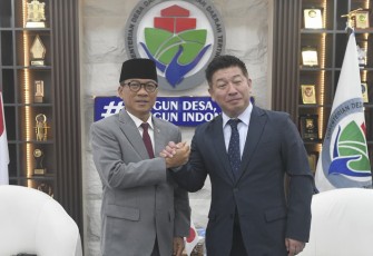 Mendes Yandri saat audiensi dengan Exceed Cooperative Japan dan Hakko Fukushikai Foundation Japan di Kantor Kemendes PDT, Senin (3/8/2026)