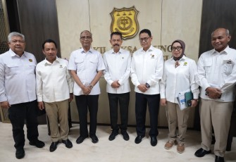 Wakil Jaksa Agung Republik Indonesia Asep N. Mulyana menerima kunjungan audiensi dan silaturahmi dari Wakil Menteri Energi dan Sumber Daya Mineral (ESDM) Yuliot Tanjung