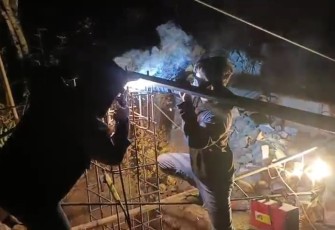 Pengelasan struktur jembatan gantung