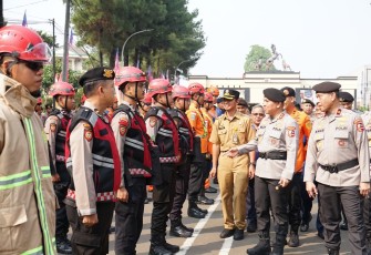Polri menggelar Apel Gelar Pasukan dalam rangka penanganan Kebakaran Hutan dan Lahan (Karhutla) Tahun Anggaran 2026 secara serentak di seluruh Polda jajaran