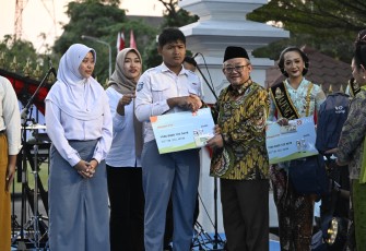 Menteri Pendidikan Dasar dan Menengah (Mendikdasmen), Abdul Mu'ti