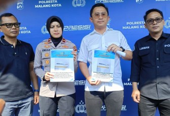 Kasatreskrim Polresta Malang Kota Kompol Rahmad Aji Prabowo memberikan keterangan pers