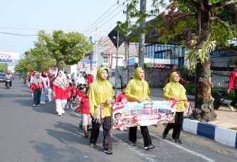 Jalan sehat TK Kartika IV-18 Pacitan