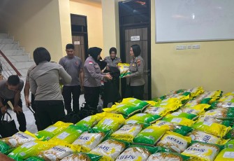 Polri Siapkan 3.500 Paket Sembako, Besok Dikirim ke Nagekeo dan Ngada