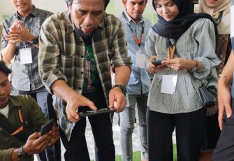 Kementerian Ekonomi Kreatif/Badan Ekonomi Kreatif (Ekraf) mempercepat pemulihan pascabencana di Kabupaten Aceh Tamiang, Aceh melalui program 'Cerita Pulih: Pelatihan Fotografi dan Storytelling