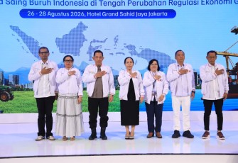 Kapolri Jenderal Polisi Drs. Listyo Sigit Prabowo, M.Si., resmi diangkat sebagai Anggota Kehormatan Konfederasi Serikat Buruh Seluruh Indonesia (KSBSI)