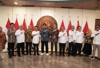 Kehadiran para petani dan pengusaha karet di Gedung Makarti, kantor Kementerian Transmigrasi (Kementrans), Kalibata, Jakarta, 2/9/2026, disambut dengan terbuka oleh Wakil Menteri Transmigrasi Viva Yoga Mauladi