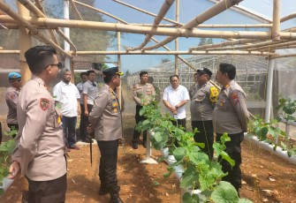 Polres Blitar Komitmen Kawal Swasembada Pangan Melalui Pemanfaatan Lahan Produktif