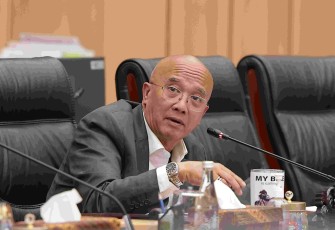 Wakil Ketua Komisi XII DPR RI Donny Oekoen 