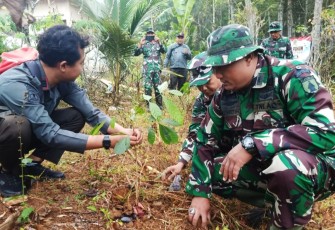 Sinergi TNI-Polri dan Lintas Sektor Jaga Lingkungan di Dongko
