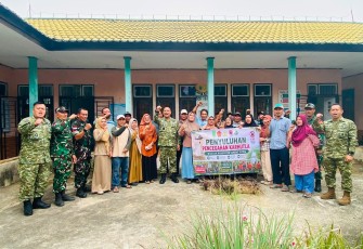 Tingkatkan Kesadaran Bahaya Karhutla, TNI Kembali Laksanakan Penyuluhan Pencegahan Karhutla di Kabupaten Sambas
