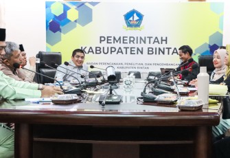 Perkuat Sinergi Pembangunan Keluarga, Bupati Bintan Terima Audensi Bersama Kepala BKKBN  Perwakilan Kepri